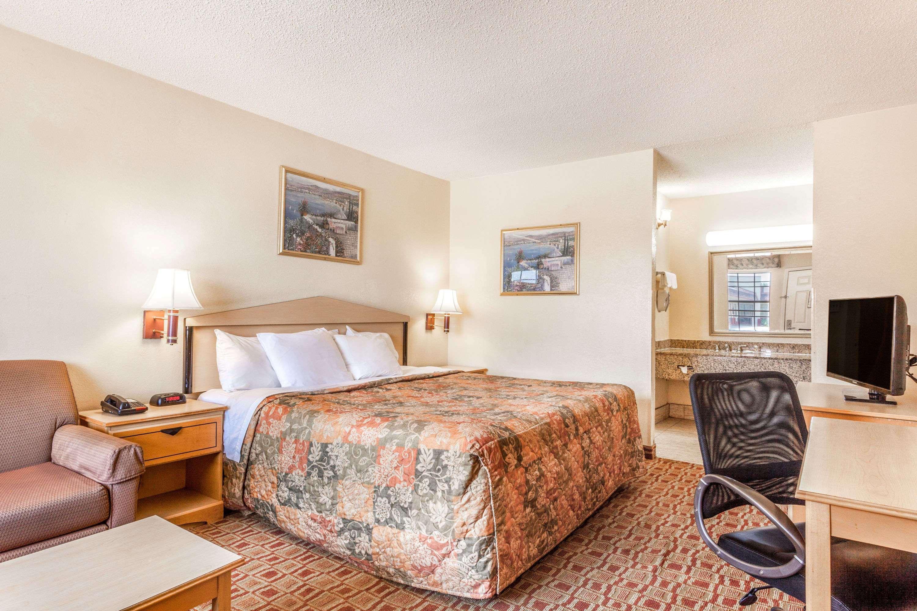 Days Inn By Wyndham Yazoo City Esterno foto