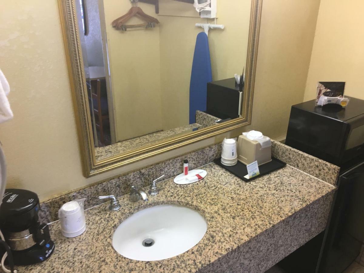 Days Inn By Wyndham Yazoo City Esterno foto