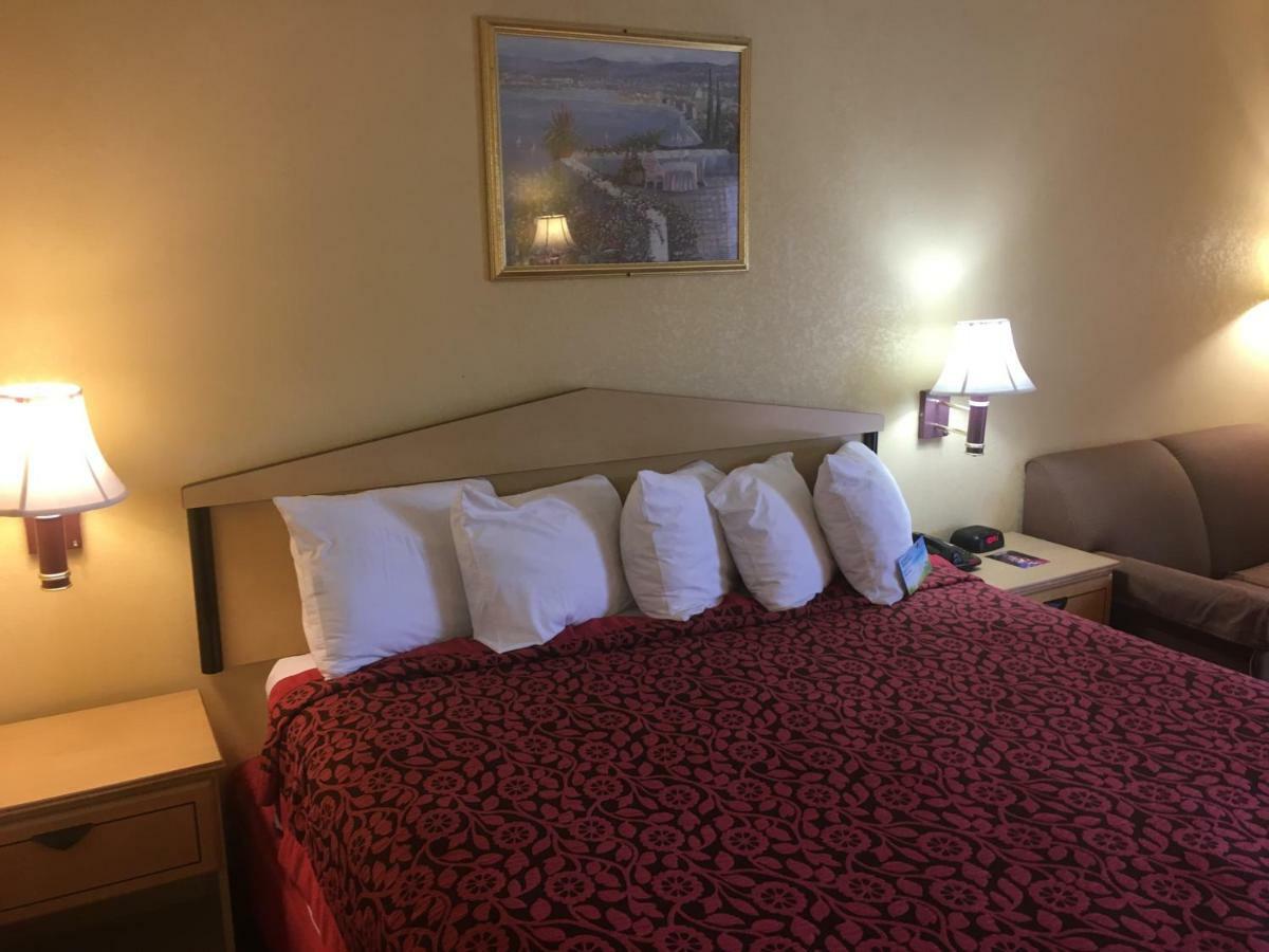 Days Inn By Wyndham Yazoo City Esterno foto